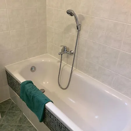V Hajich Appartement *